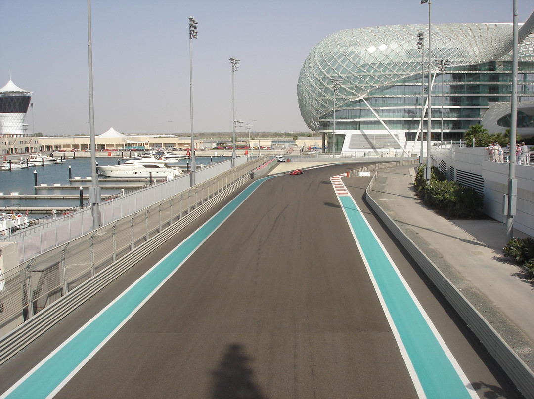 法拉利主题乐园-阿布扎比必去景点