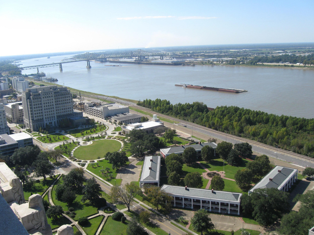 Louisiana State Capitol-巴吞鲁日必去景点
