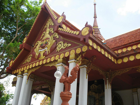 肉身舍利寺-苏梅岛必去景点