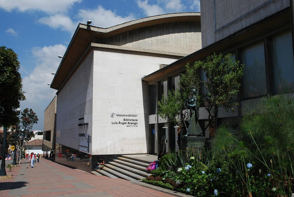 刘易斯‧安吉尔‧阿伦戈图书馆-波哥大必去景点