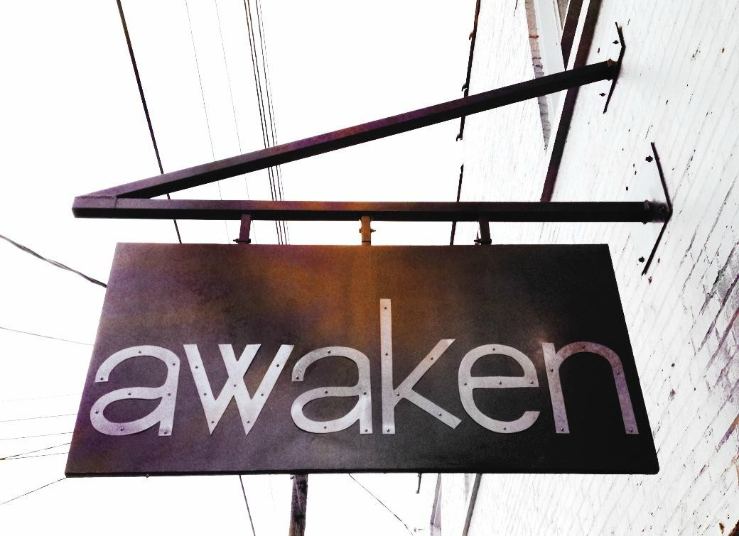 Awaken Boutique景点图片