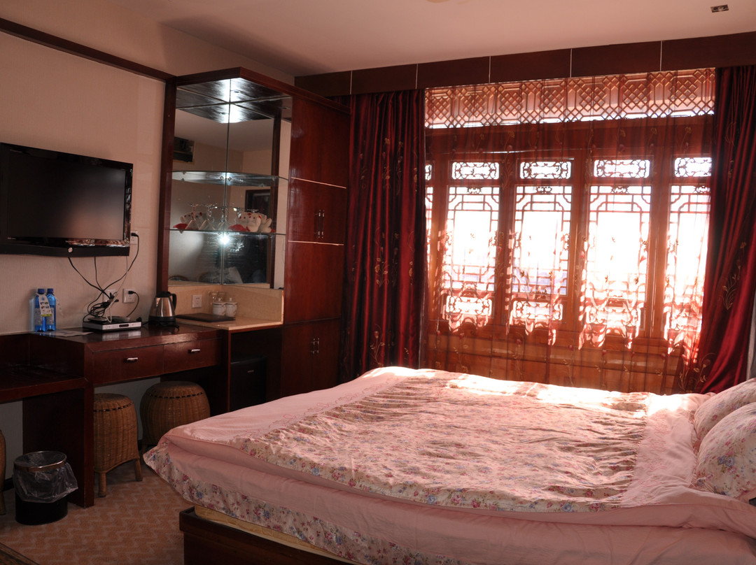 丽江童话精品客栈-古往今来店主图