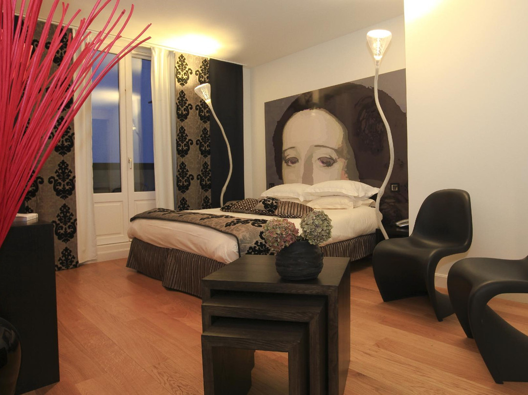 德卡瑞庄园酒店