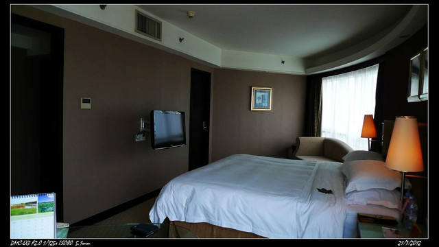 999丹枫白露酒店主图