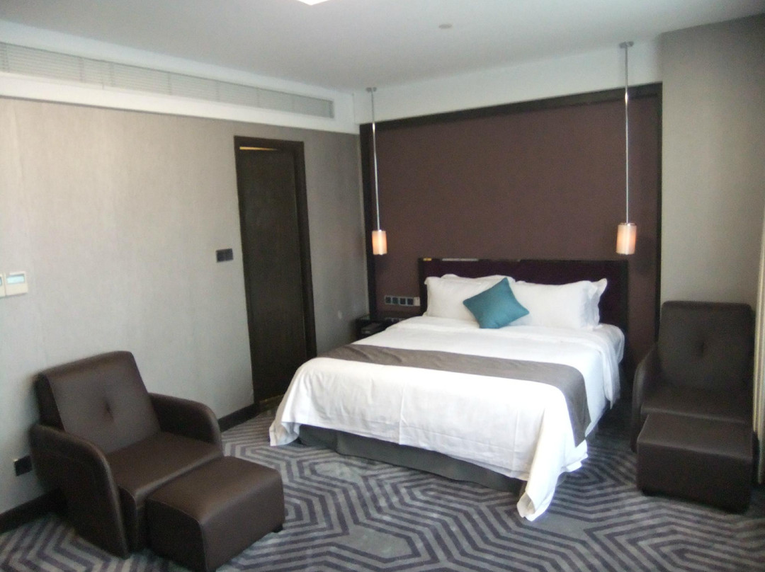 云悦华尔兹精品酒店主图