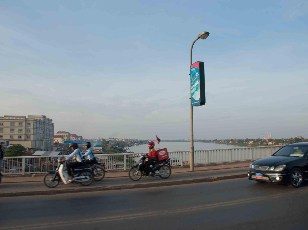 克洛伊断桥-金边必去景点