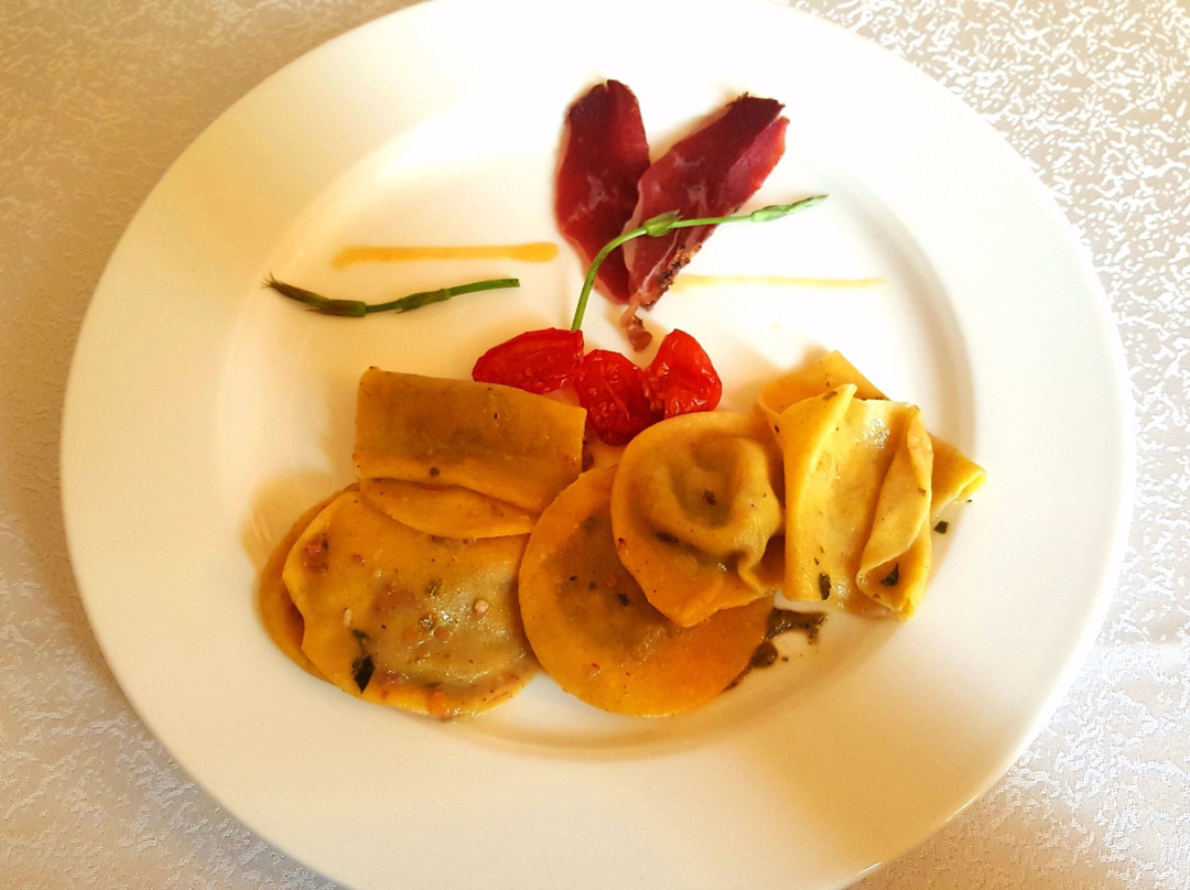 萨卢佐餐馆和美食-Casa Pellico Ristorante
