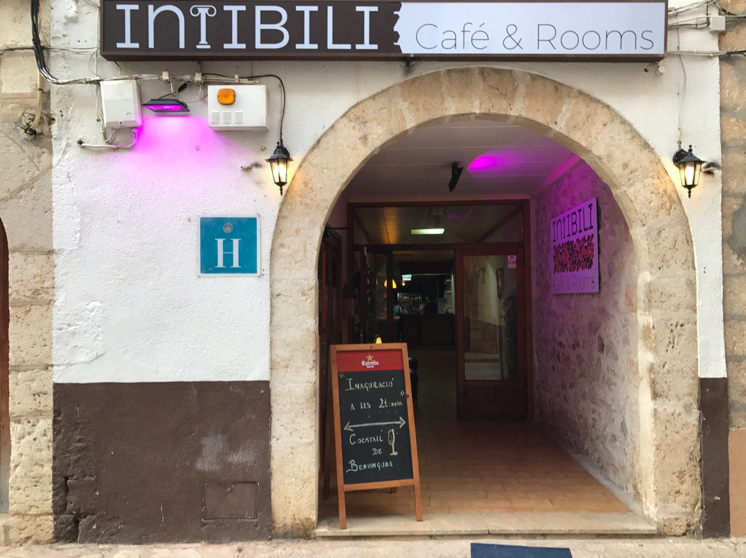 Intibili Cafe & Rooms