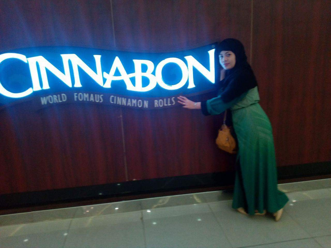 Cinnabon