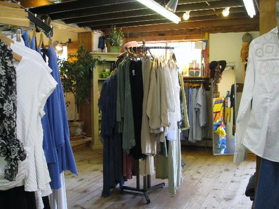 F.H. Clothing Co.-Quechee必去景点