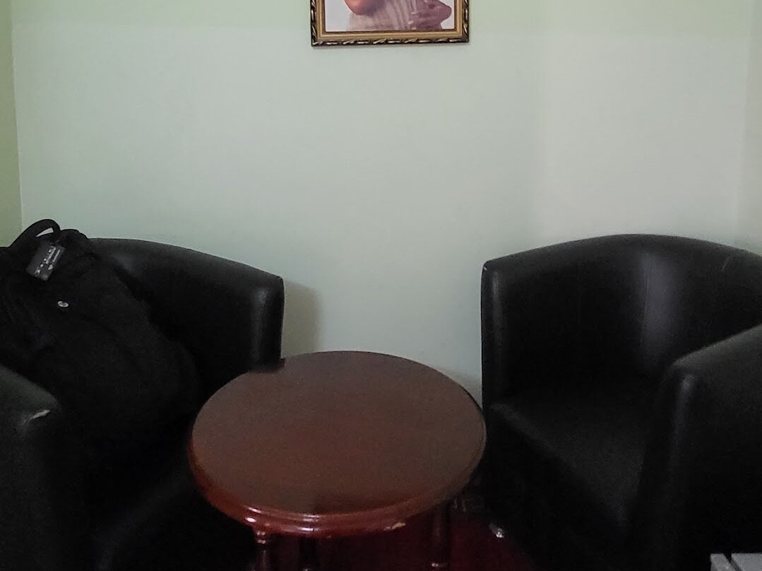 Résidence Hôtelière de Moungali主图