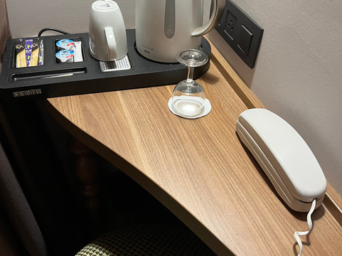 巴黎圣日耳曼民族酒店主图