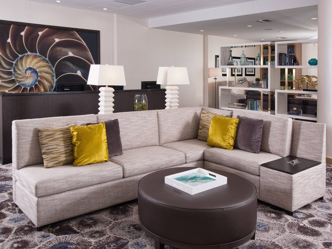 Courtyard by Marriott Miami Coral Gables主图