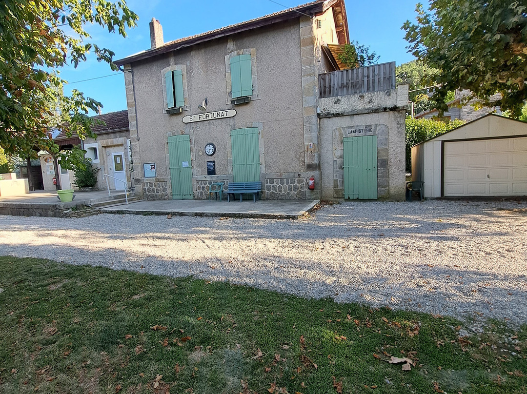 Camping La Gare des Amis