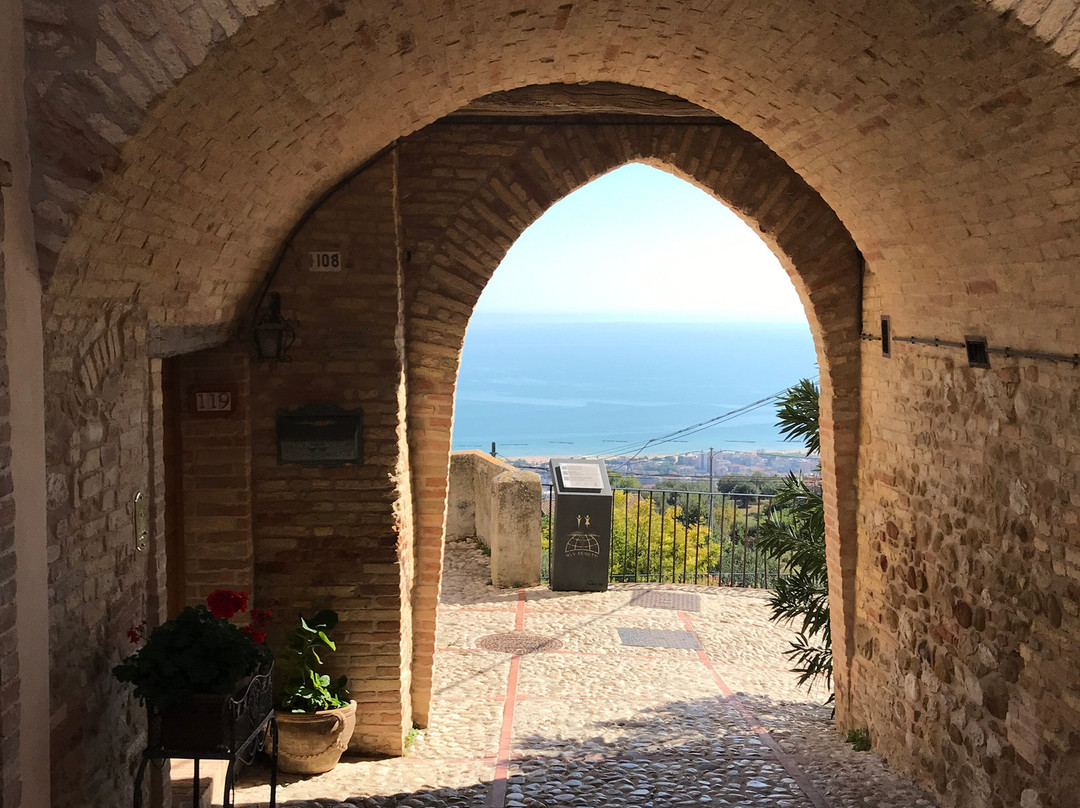 Centro Storico Montepagano景点图片