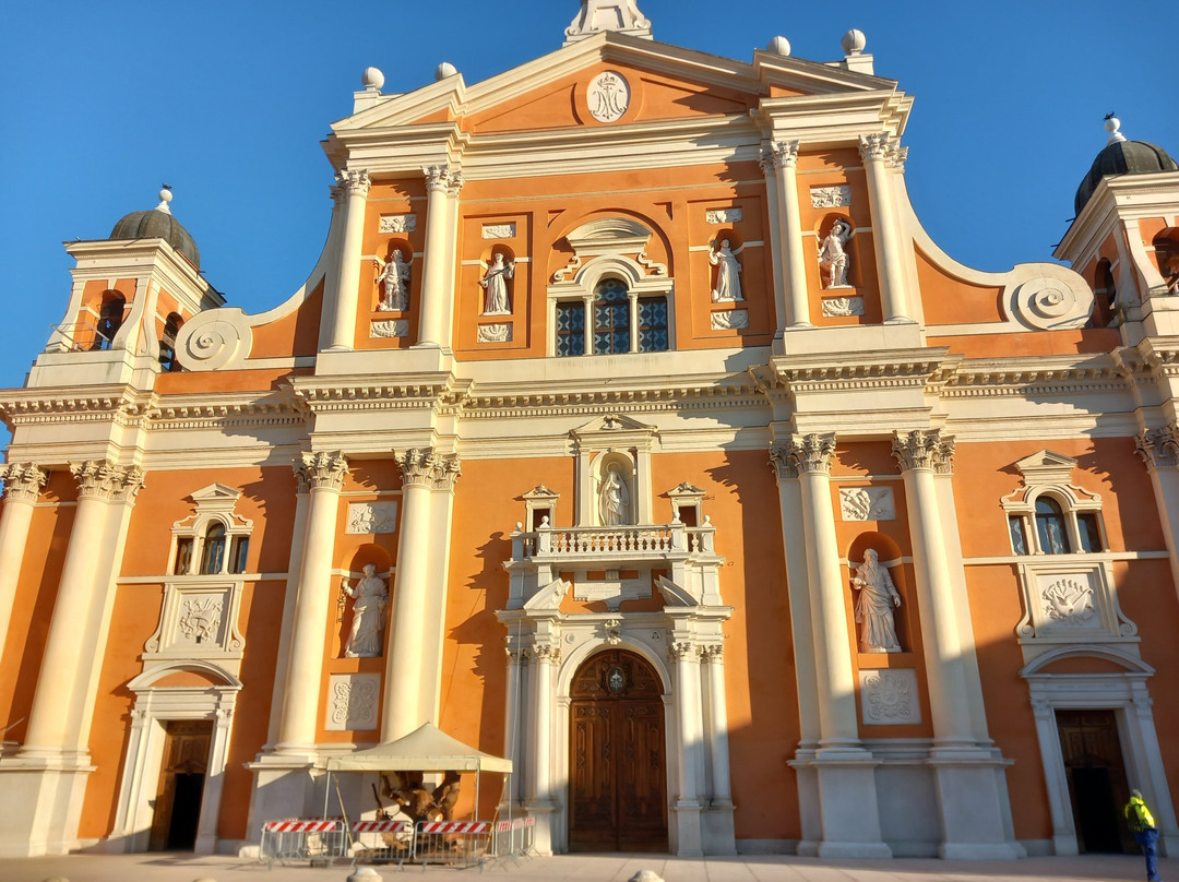 Basilica Cattedrale di Santa Maria Assunta景点图片