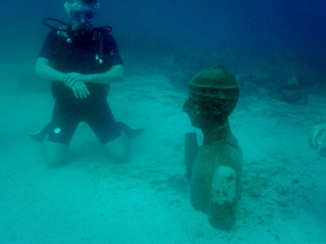 Archipel Plongée-Bouillante必去景点