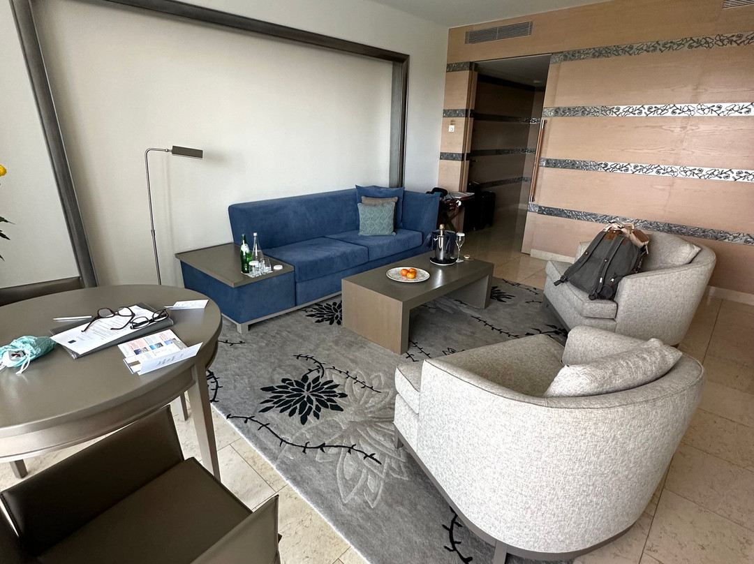 康拉德阿尔加威酒店主图