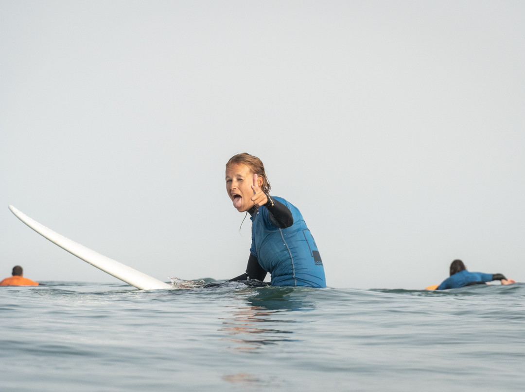 Global Surf School & Camp景点图片