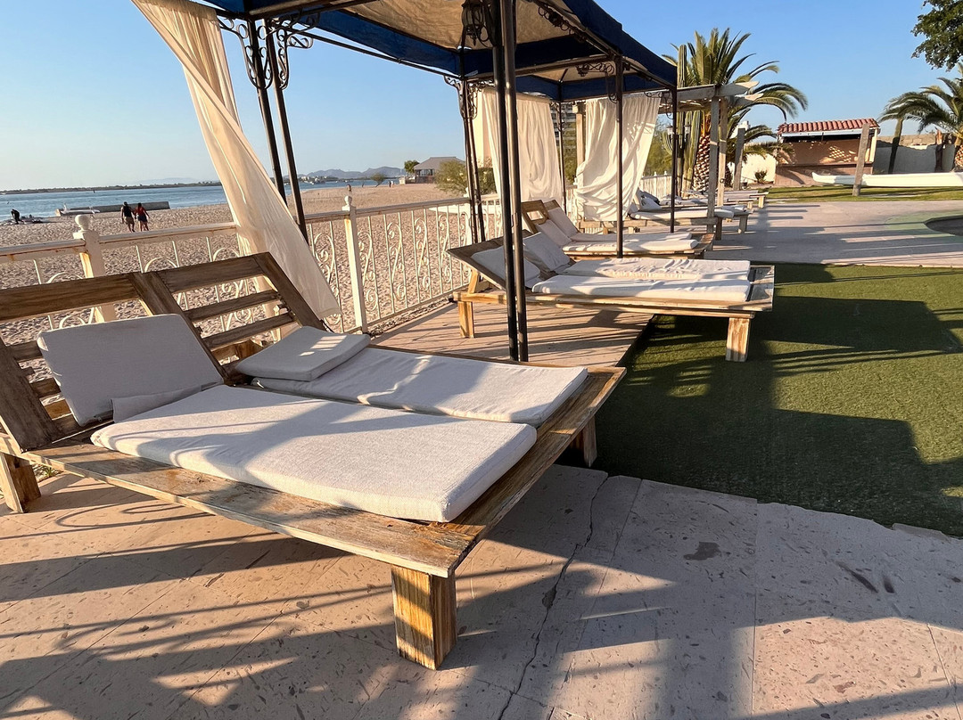 La Posada Hotel & Beach Club主图