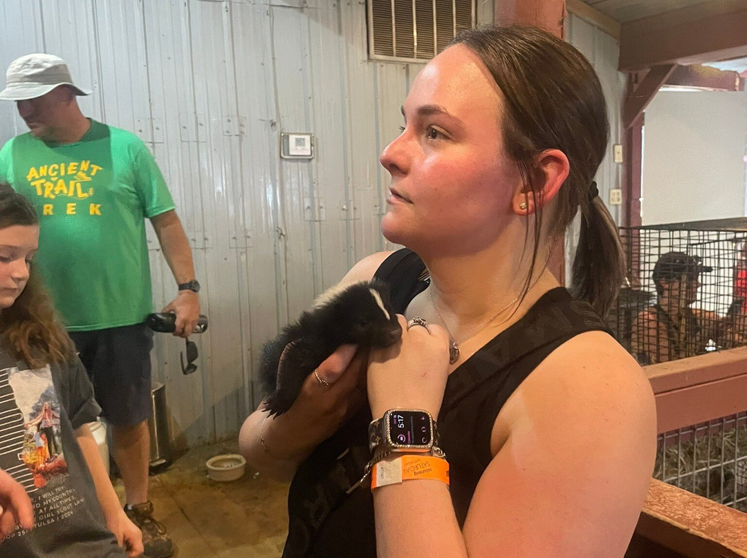 Hochatown Petting Zoo-Broken Bow必去景点