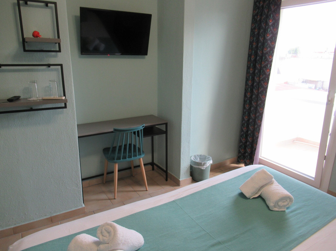 Joya Ofrynio Stylish Suites