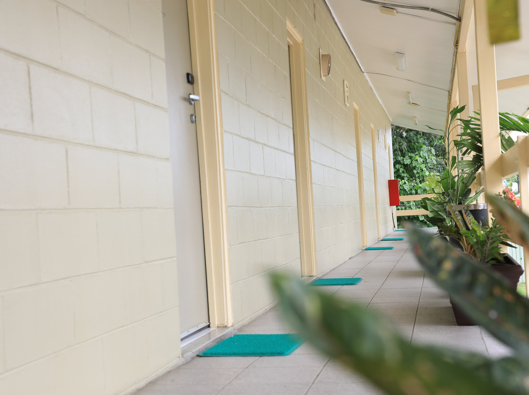 Huon Gulf Hotel & Apartments主图