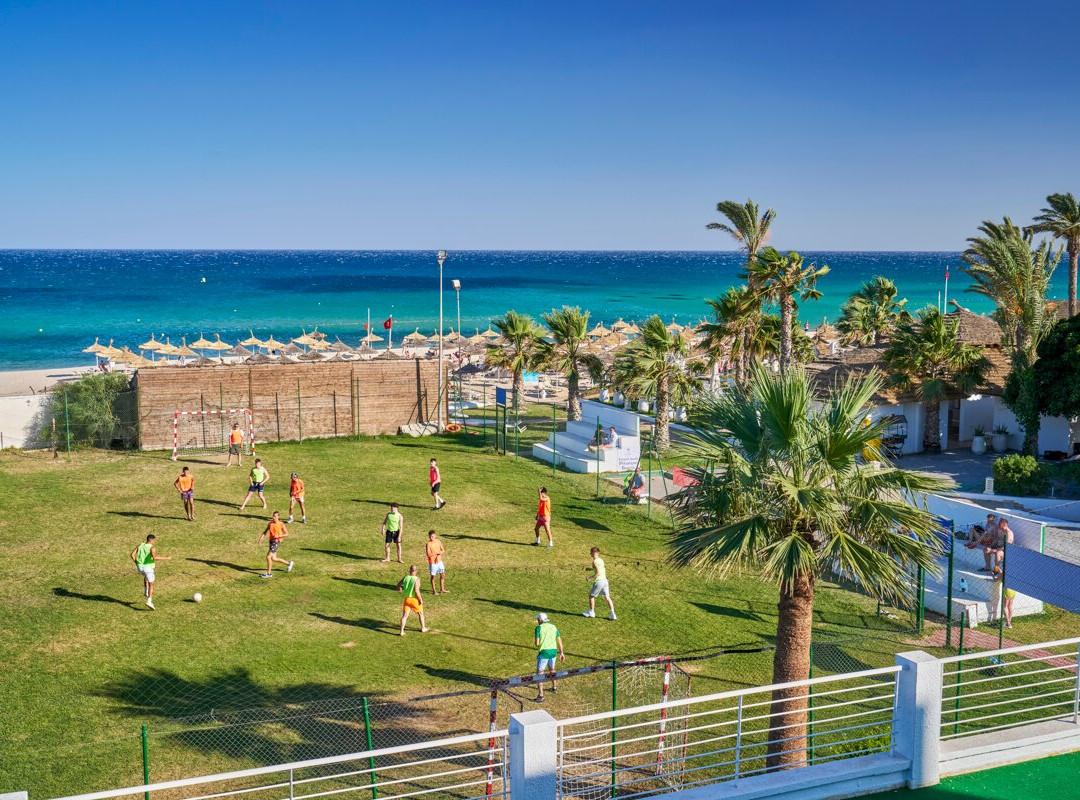 文奇诺扎海滩酒店主图