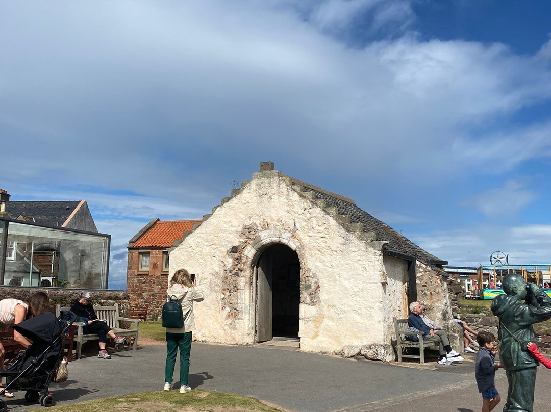 St Andrew's Auld Kirk-北柏威克必去景点