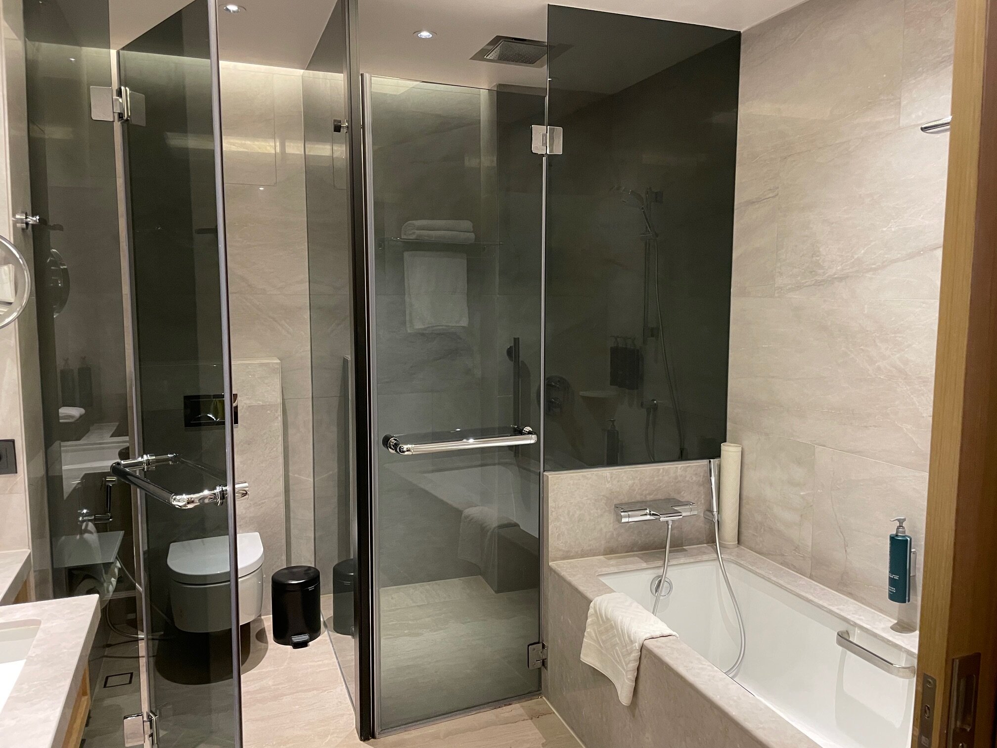 Hilton Manila Newport World Resorts-浴室