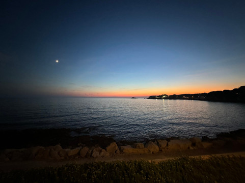 普莱因大酒店主图