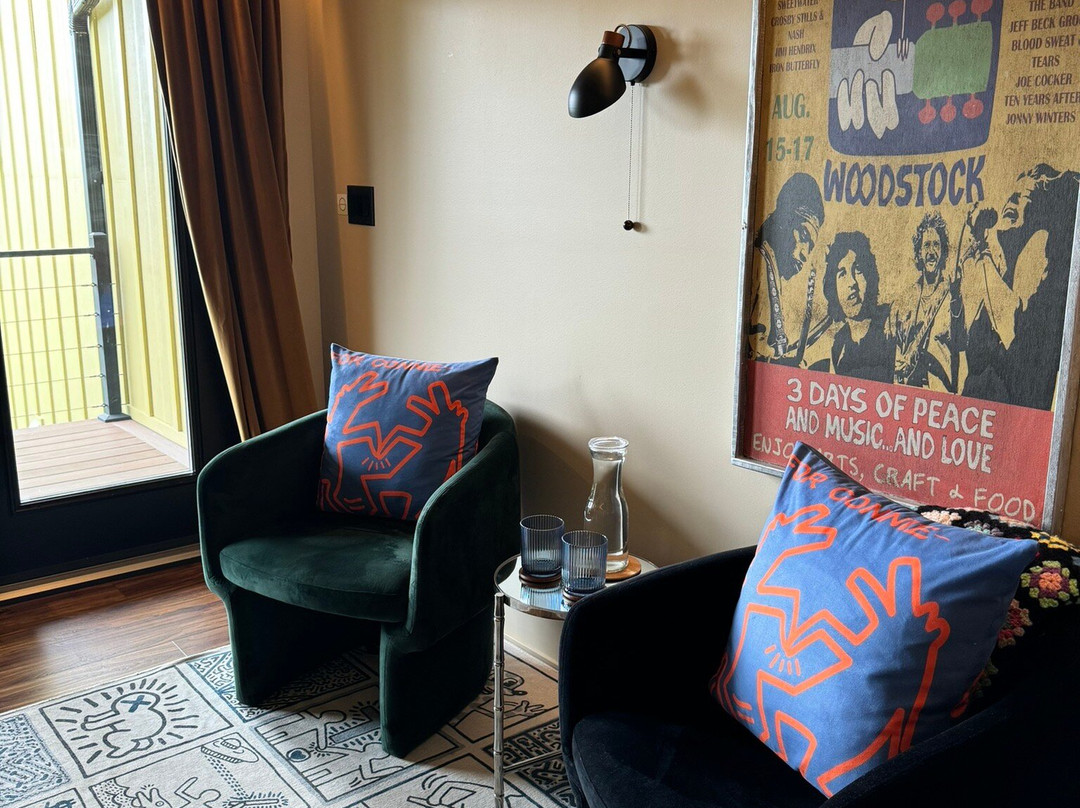 Reclaimed Motel主图