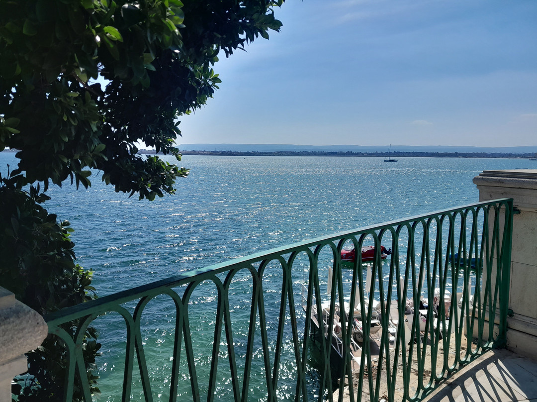 多莫斯马里阿贝尼西尔酒店主图