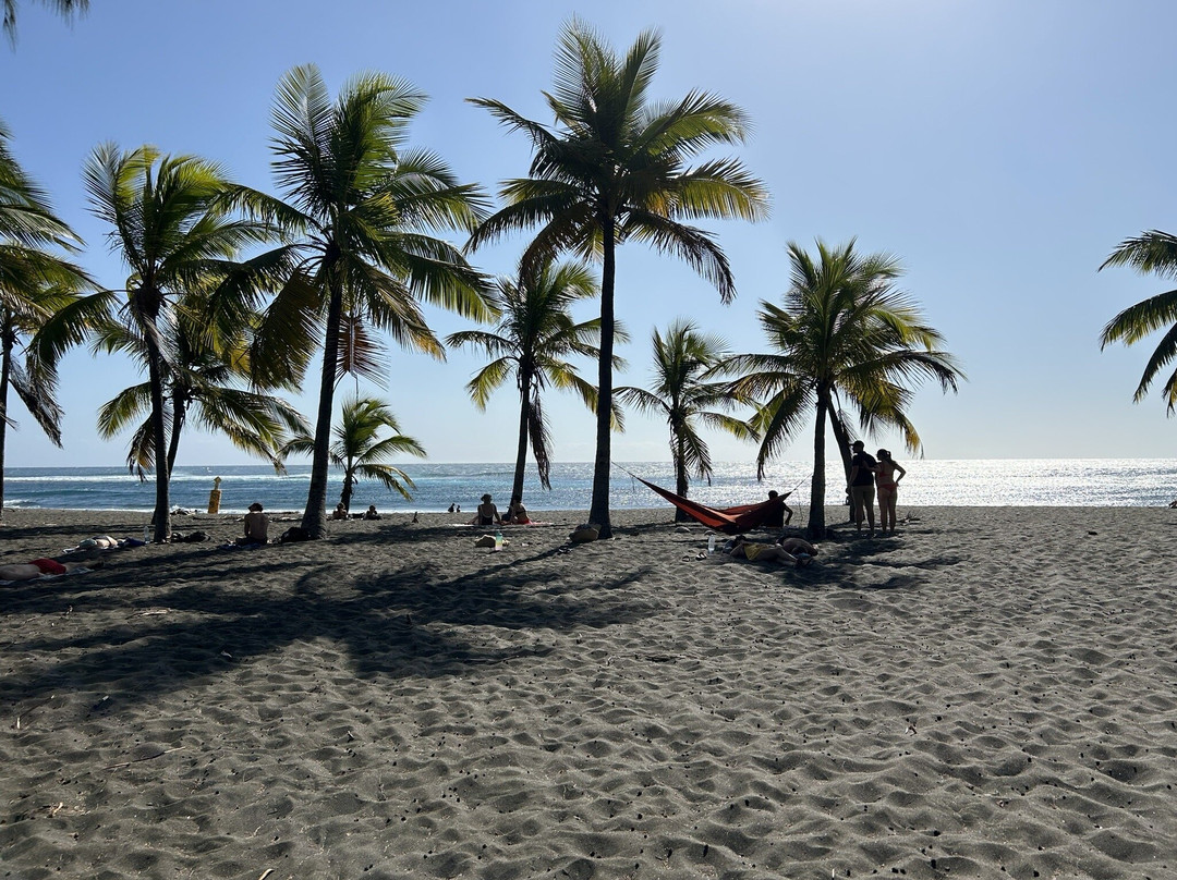 Plage De L'étang Salé景点图片