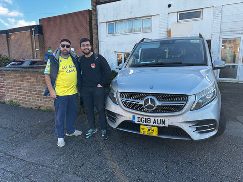 Ali Baba Cabs-诺丁汉必去景点