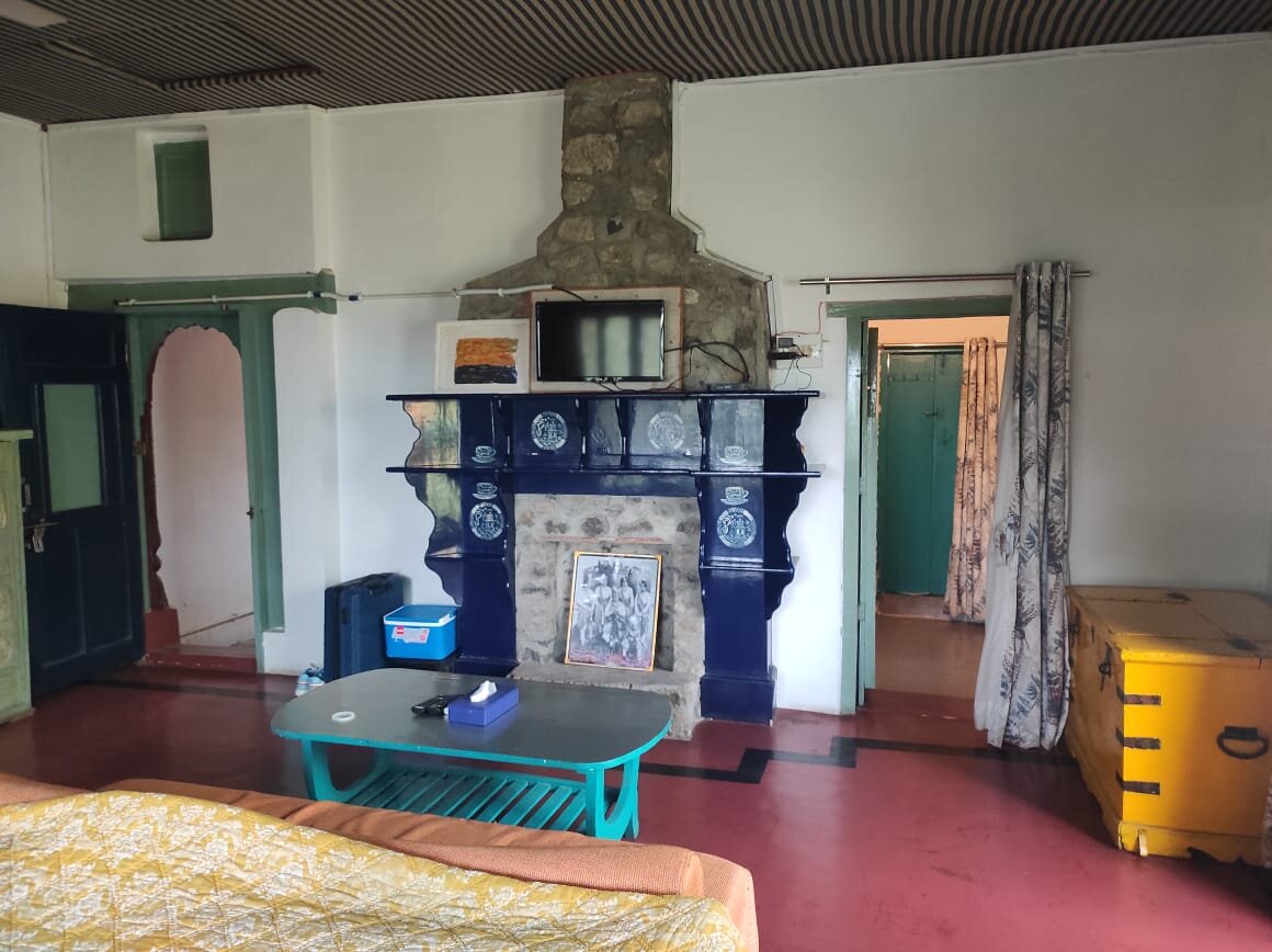 Rosastays Jeolikote, Nainital-客卧