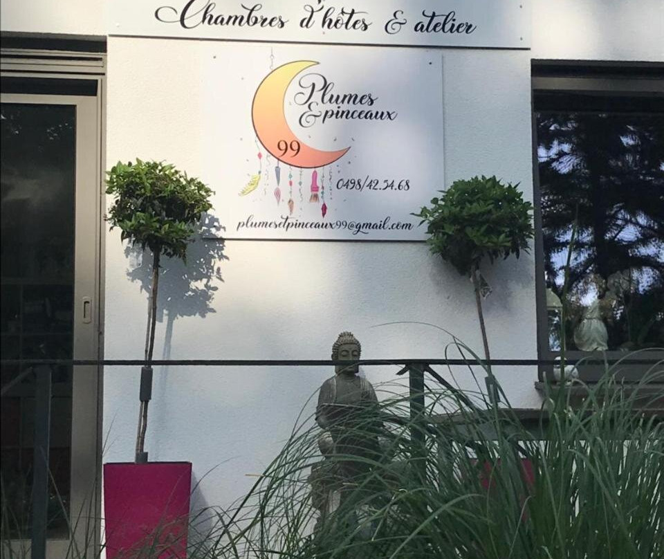 Plumes et Pinceaux