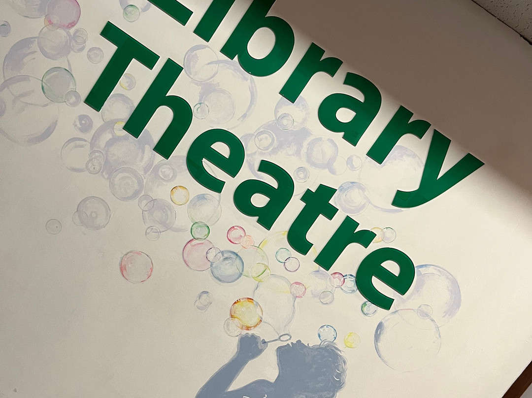 Luton Library Theatre景点图片