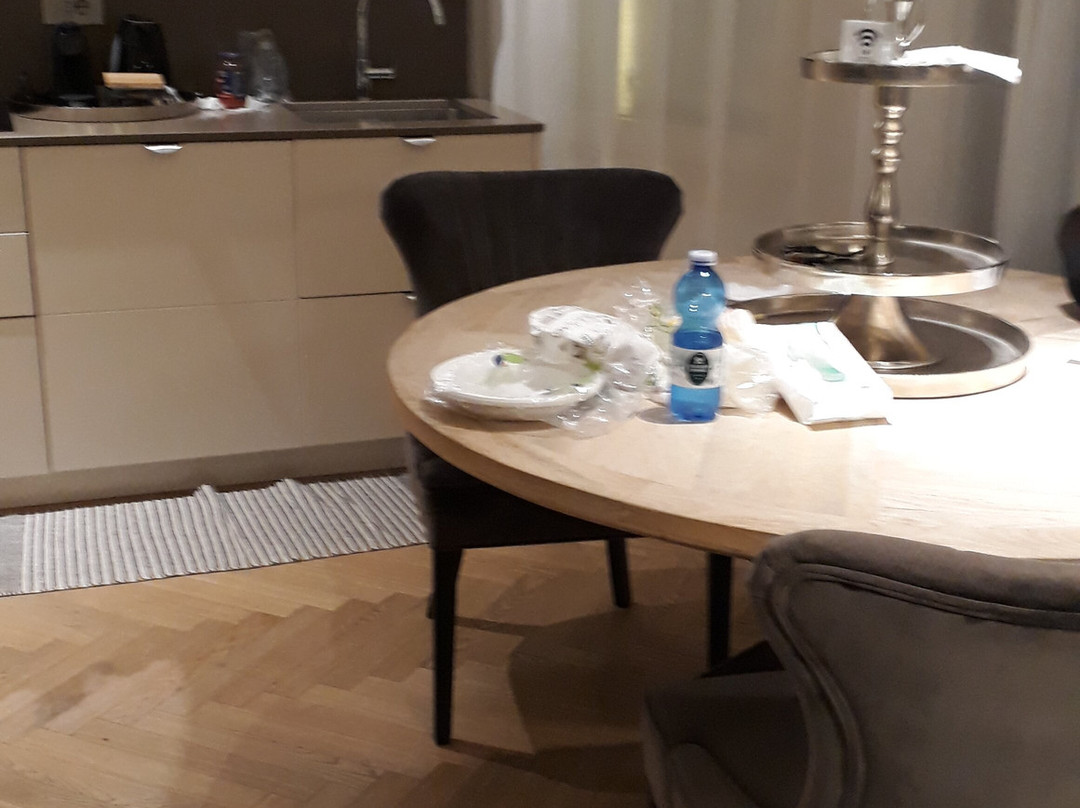 Elegance Room - Aparta & Suite - Automatized Apartment主图