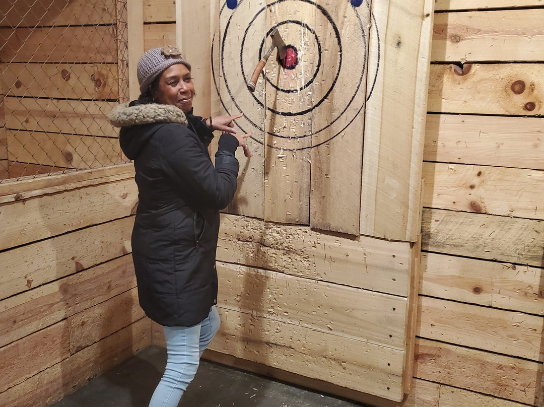 Kersey Valley Axe Throwing景点图片