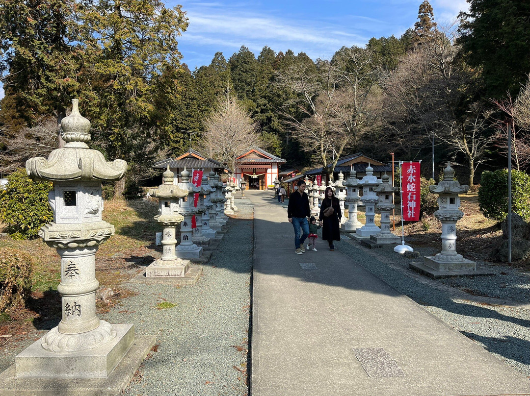 Akamizu Hebiishi Shrine景点图片