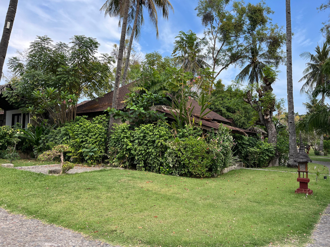 龙目岛图古酒店主图