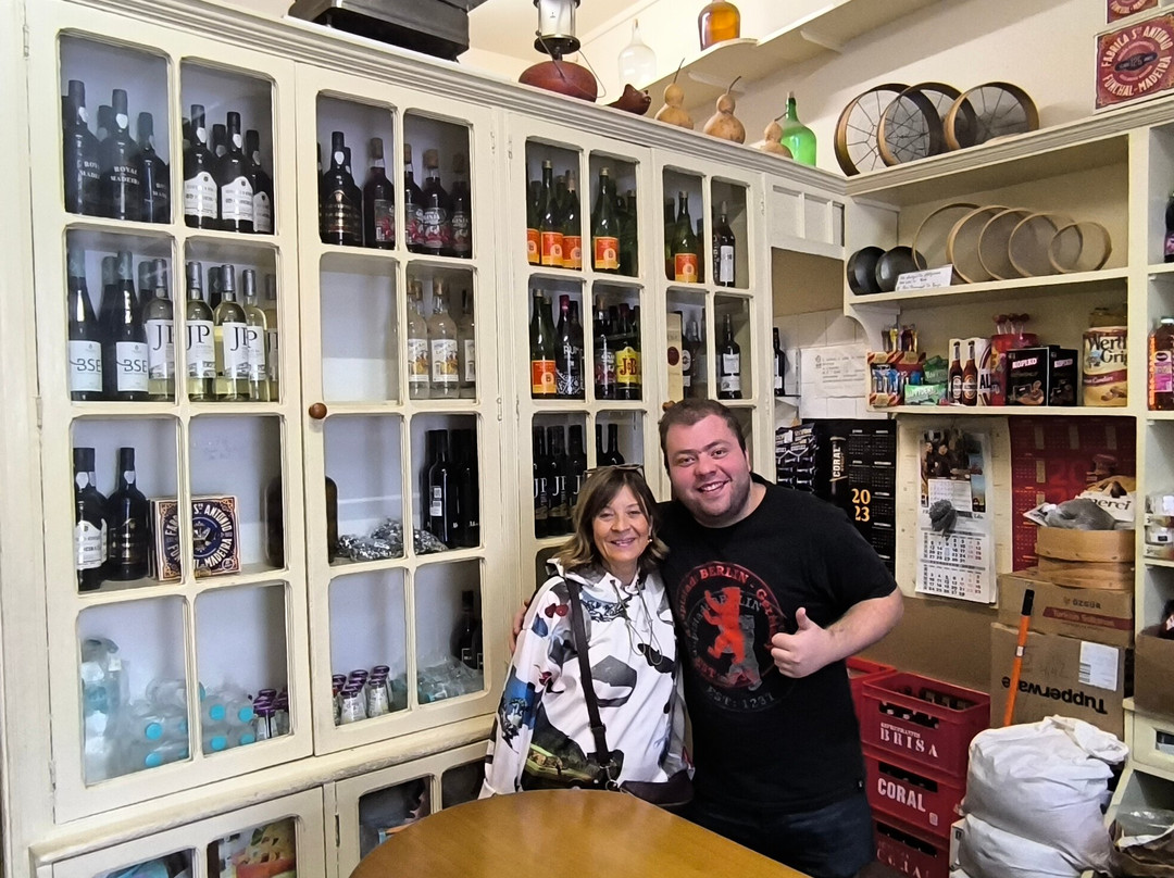 Merciaria e Taberna "A Mercadora"-沙尔必去景点