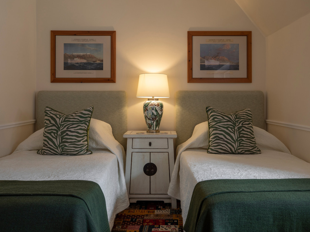 St James Manor主图