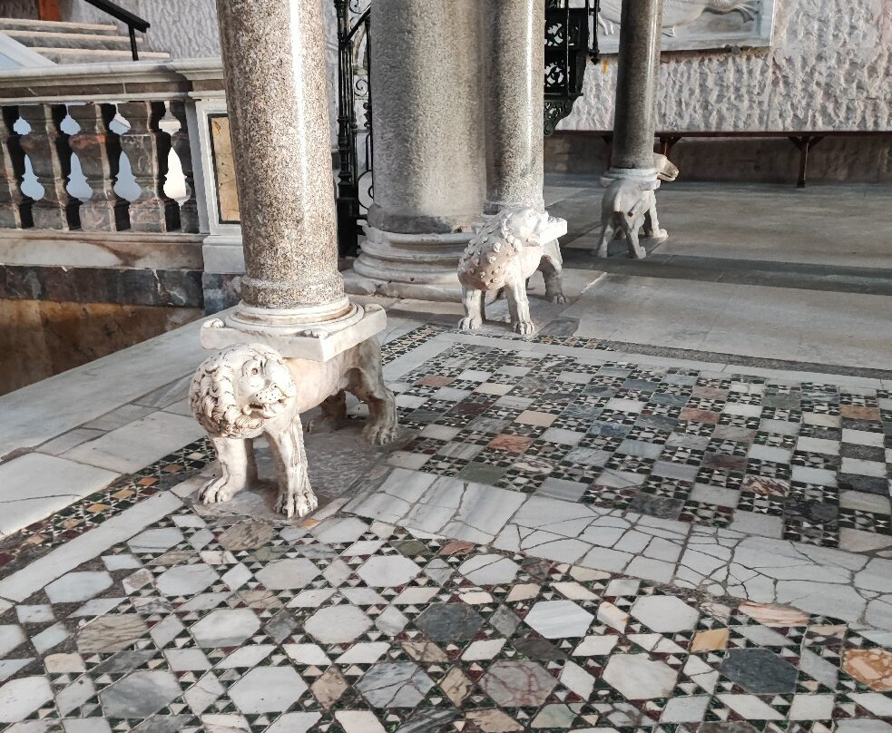 Cattedrale Di Sessa Aurunca景点图片