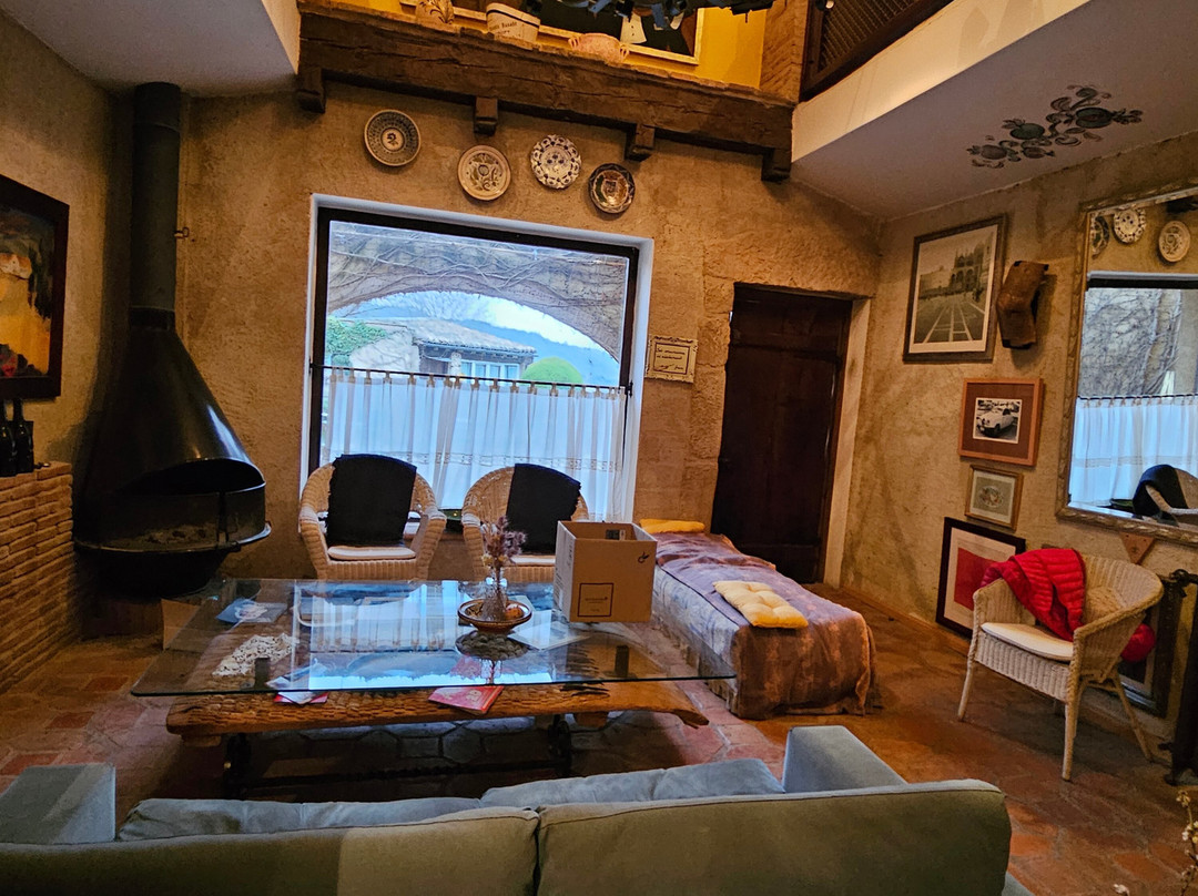 拉洛拉旅馆主图