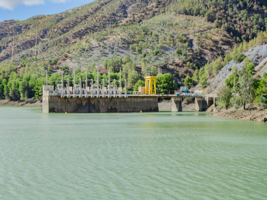 Central Hidroeléctrica del Tajo de la Encantada景点图片