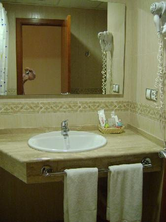 Hostal Residencia Torrijos主图