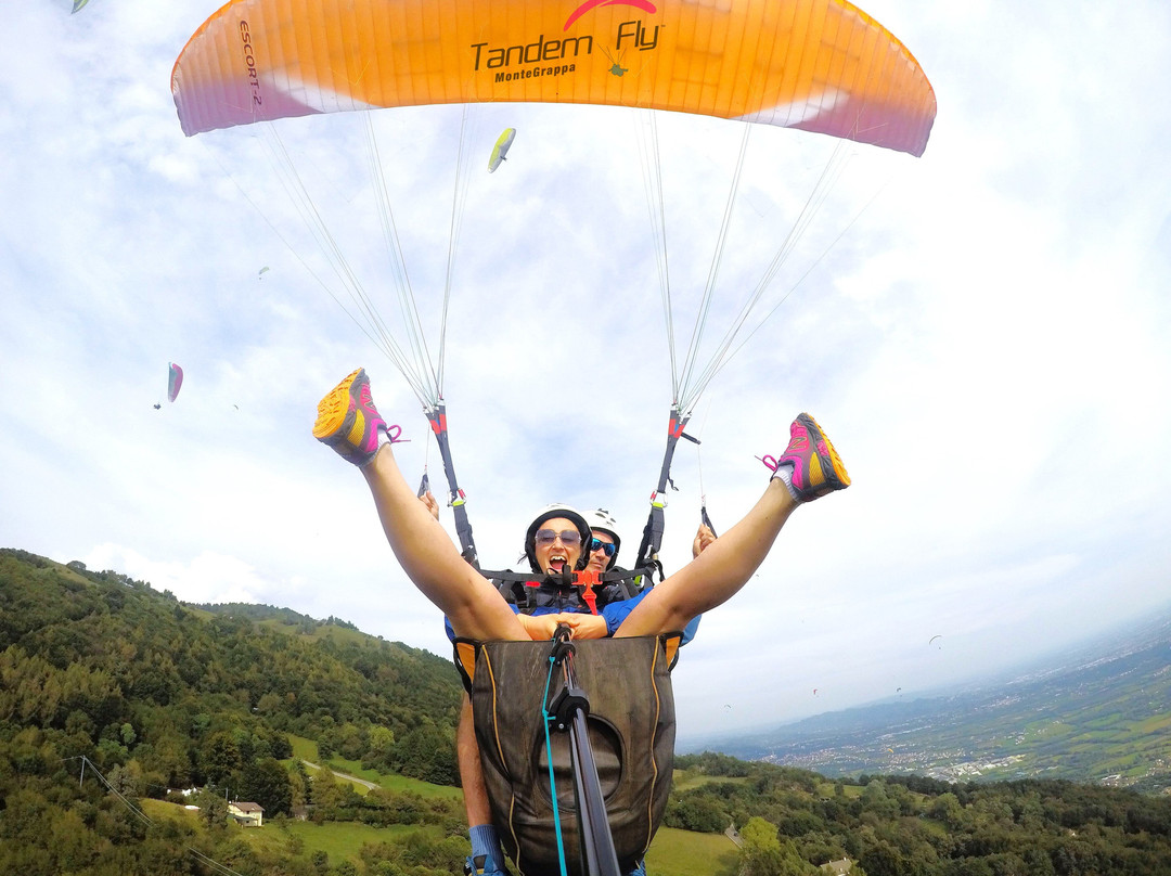 Tandem Fly Montegrappa景点图片