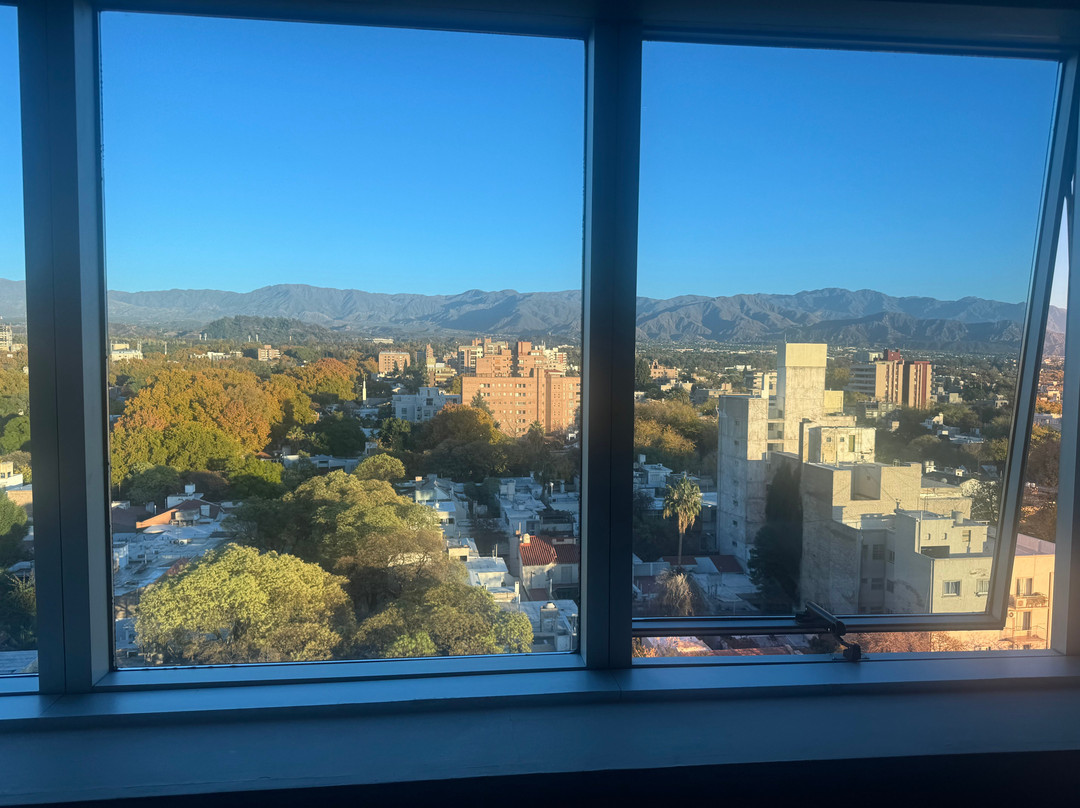 Diplomatic Hotel主图